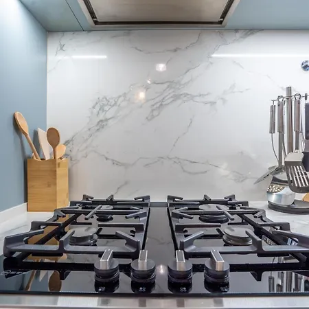 דירה Downtown Luxury Retreat