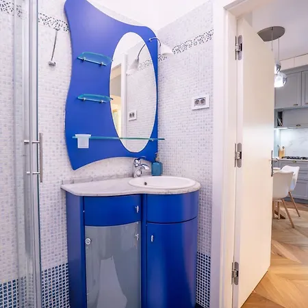 Apartman Downtown Luxury Retreat