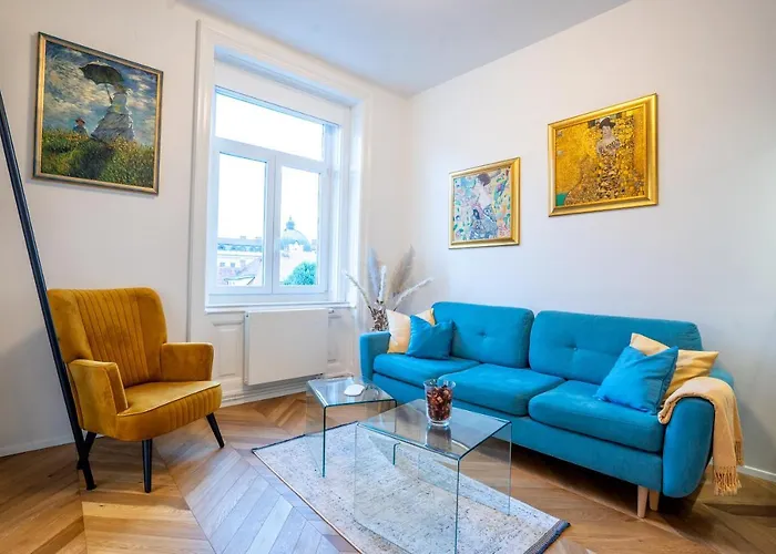 דירה Downtown Luxury Retreat