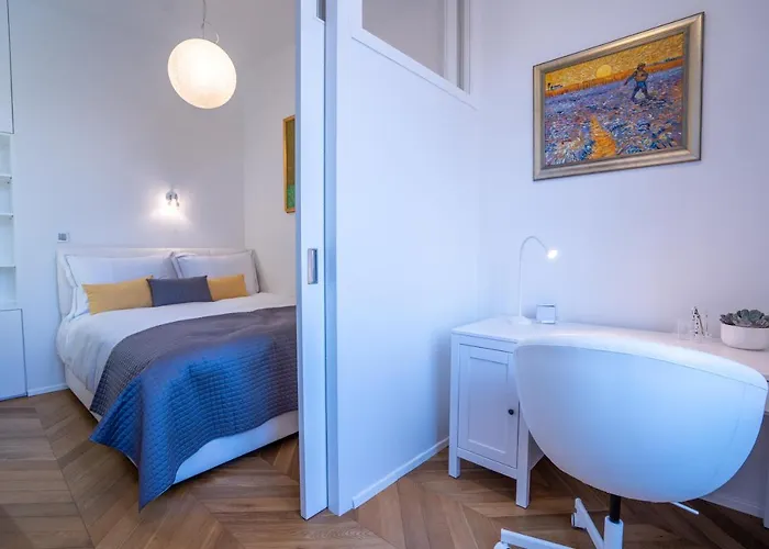 דירה Downtown Luxury Retreat